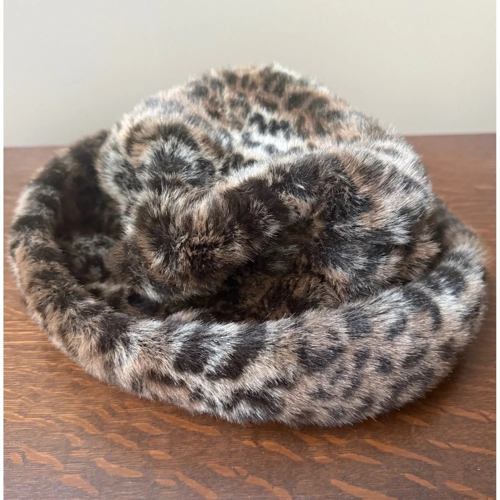 Preston & York Leopard Print Faux Fur Bucket Hat Vintage